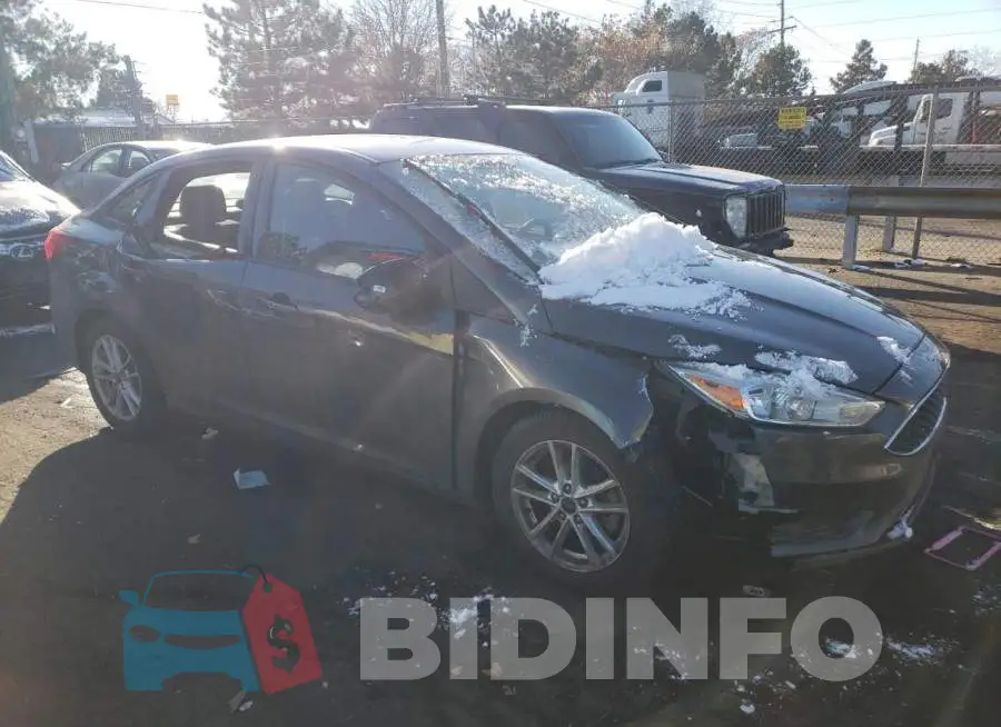 1FADP3F20GL289077 Photo# 4