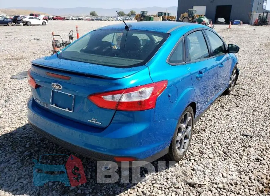 1FADP3F22EL237771 Photo# 4