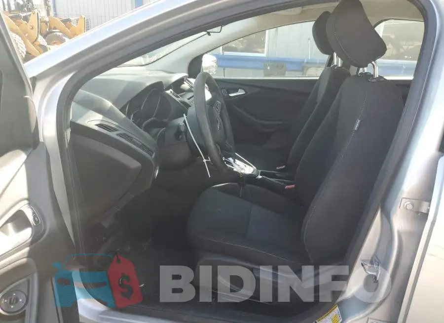 1FADP3F27HL286663 Photo# 7