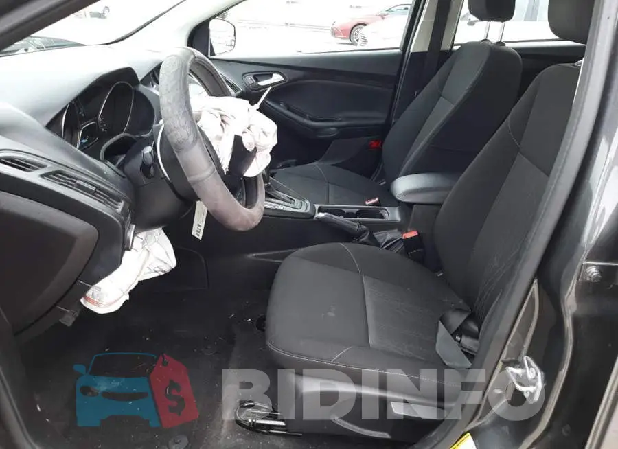 1FADP3K26JL330275 Photo# 7