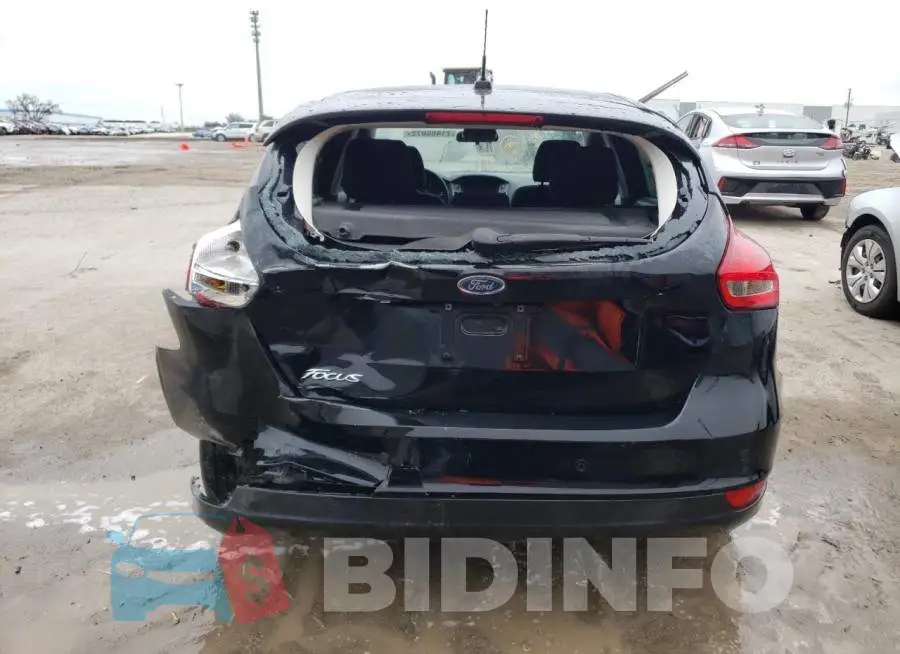 1FADP3M2XJL208709 Photo# 6