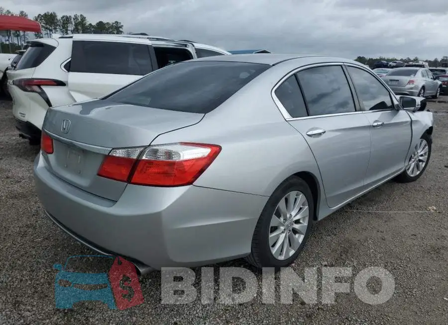 1HGCR2F70EA298944 Photo# 4