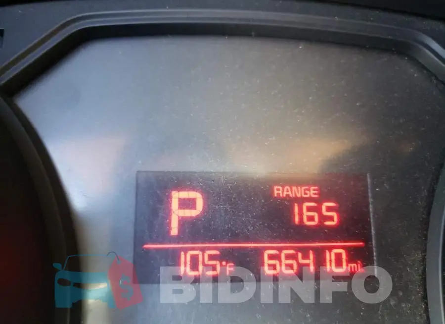 KNDMB5C16J6372888 Photo# 8