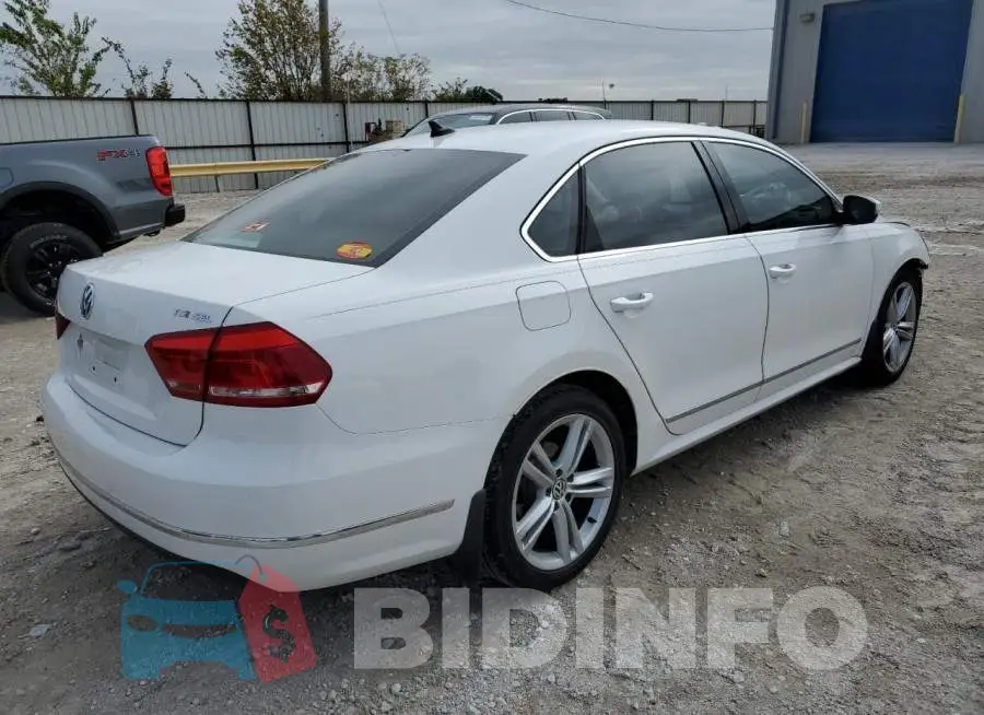 1VWCS7A35EC022474 Photo# 3