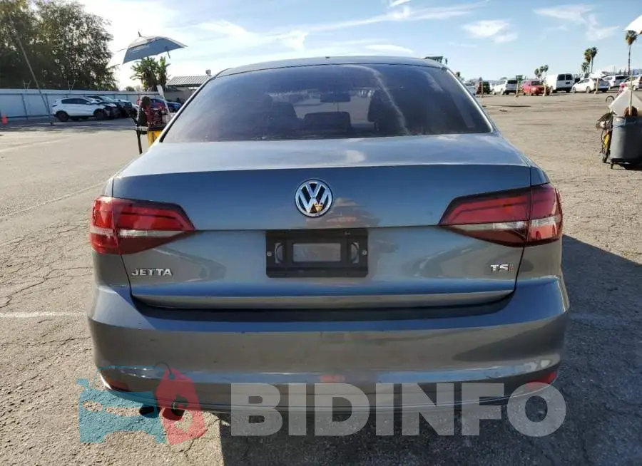 3VW267AJ9GM380242 Photo# 6