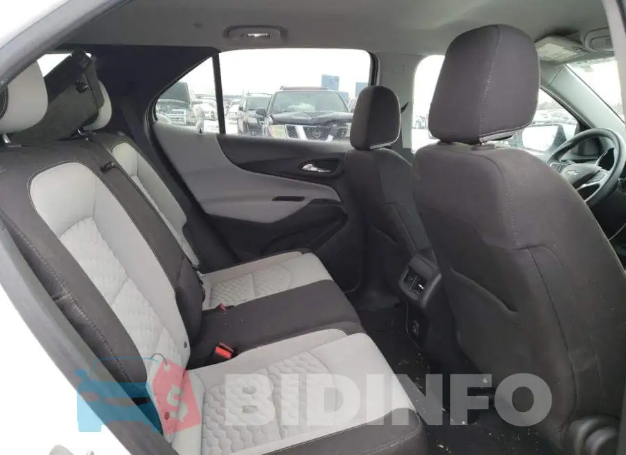 2GNAXUEV9L6105134 Photo# 10