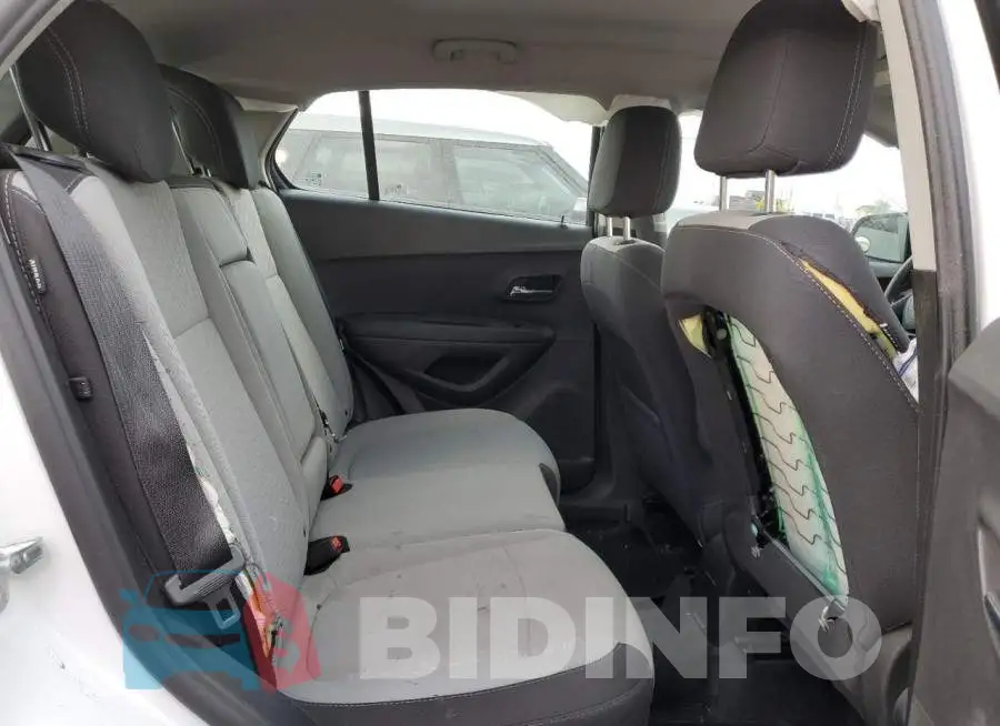 3GNCJNSB2GL152565 Photo# 7