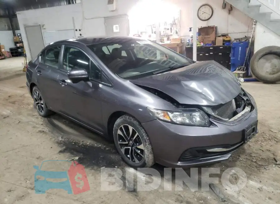 19XFB2F88FE047077 Photo# 4