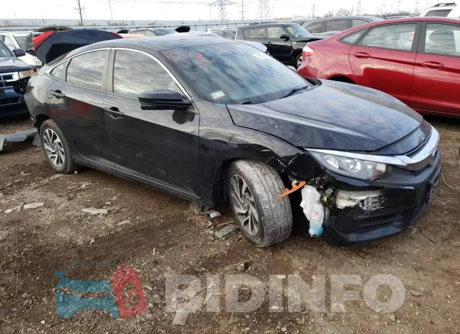 19XFC2F72GE021631 Photo# 4