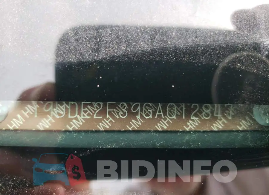 19UDE2F39GA012847 Photo# 12