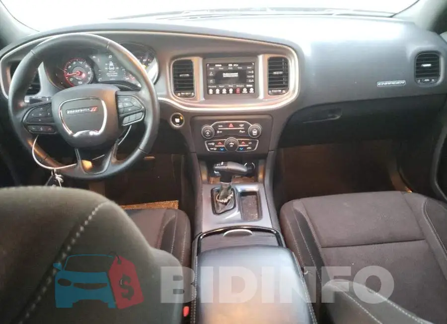 2C3CDXBG9MH678210 Photo# 8