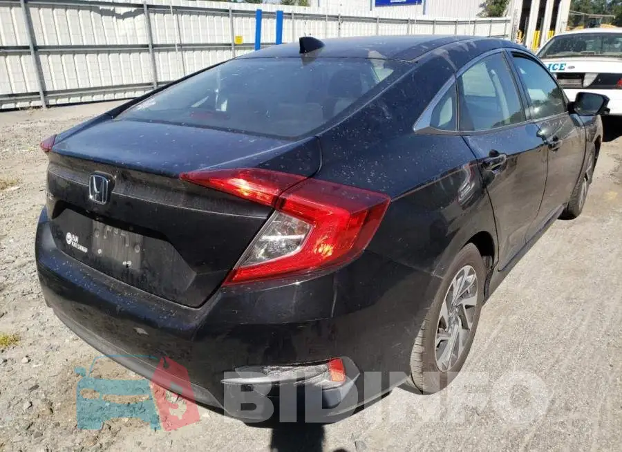 19XFC2F74HE019154 Photo# 4