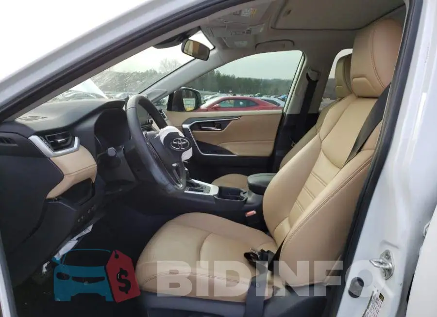 2T3C1RFV6KW044200 Photo# 7