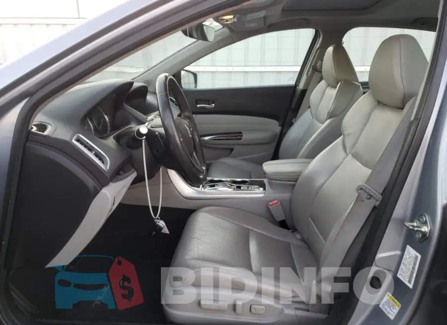 19UUB2F50FA016777 Photo# 7
