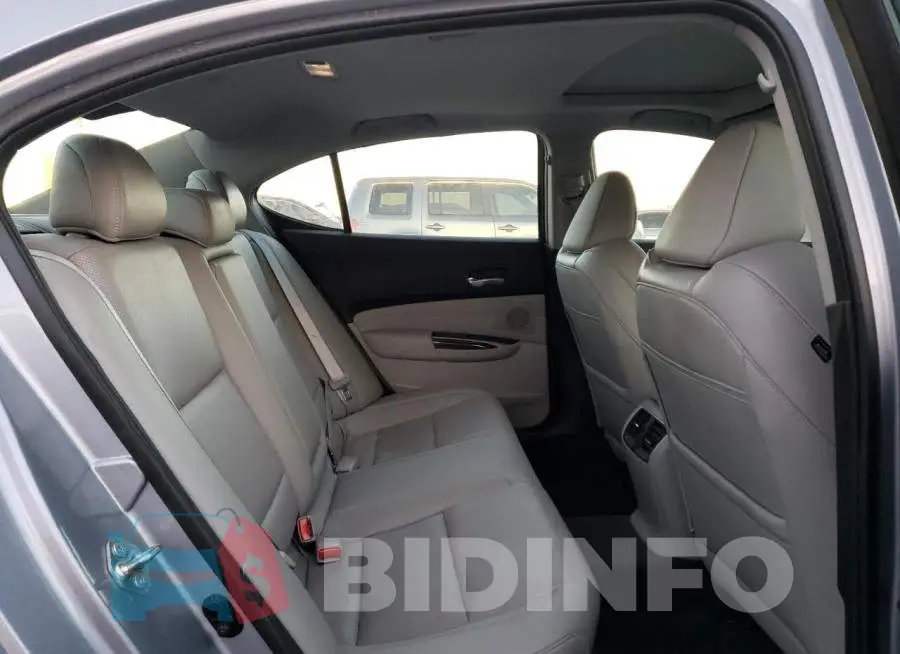 19UUB2F50FA016777 Photo# 10