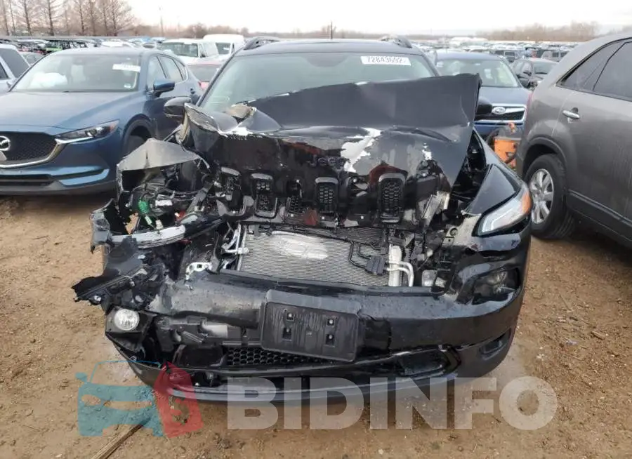 1C4PJLDB5HW617010 Photo# 5