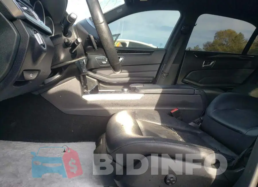 WDDHF8JB5GB269518 Photo# 7
