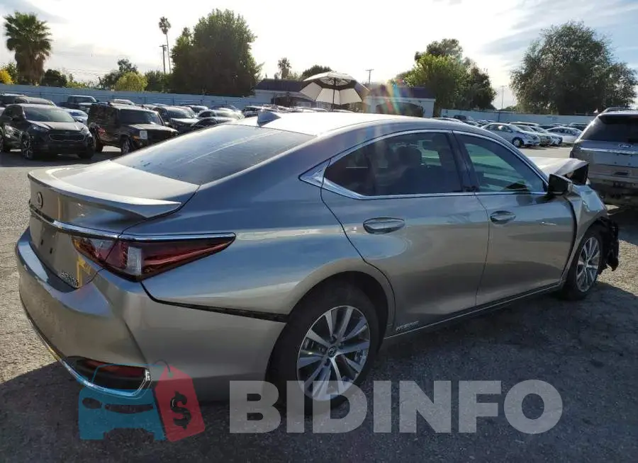 58ACA1C18MU006202 Photo# 3