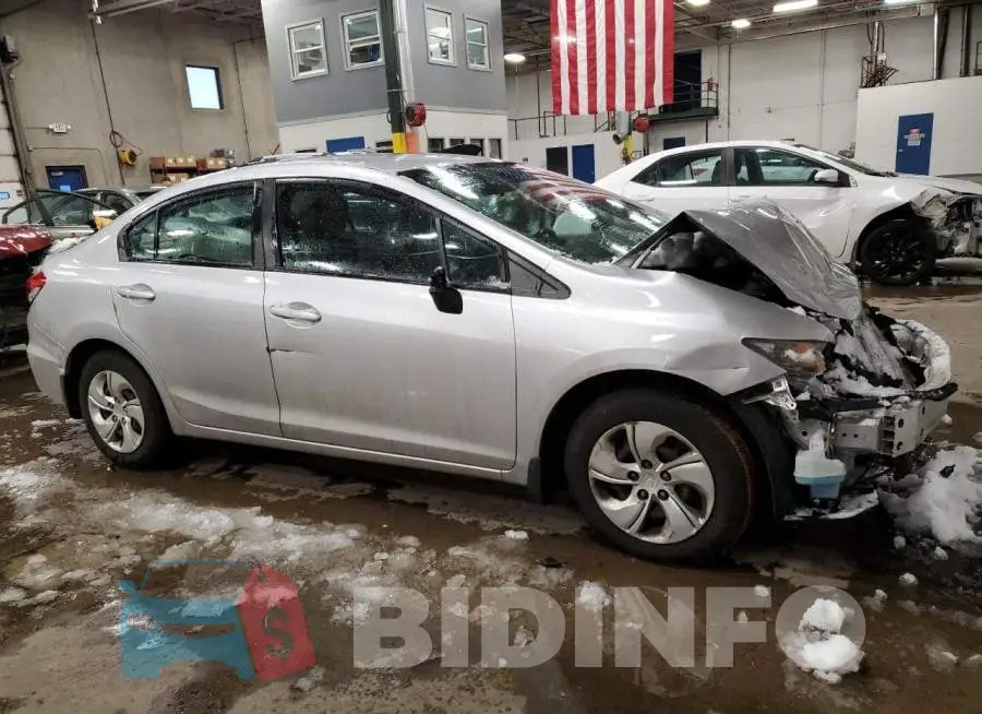 19XFB2F52FE106193 Photo# 4