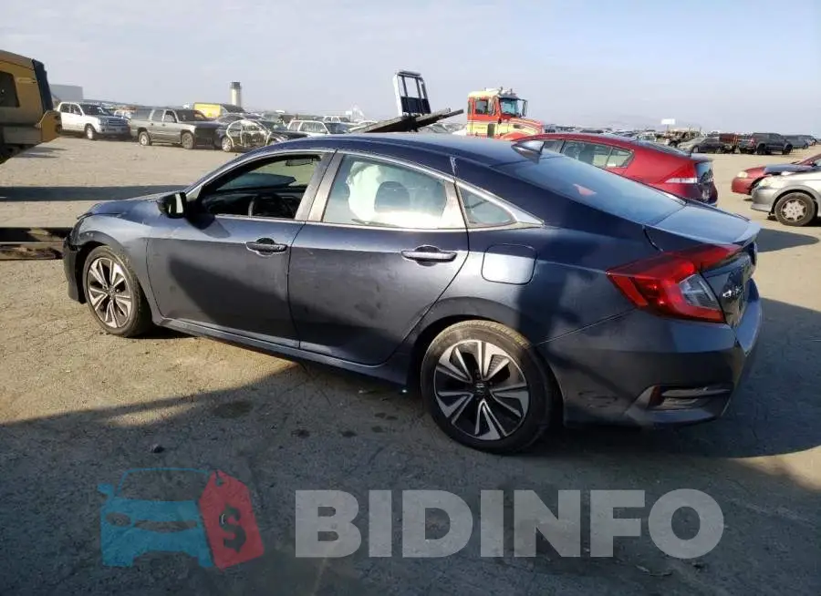 19XFC1F30HE212148 Photo# 2