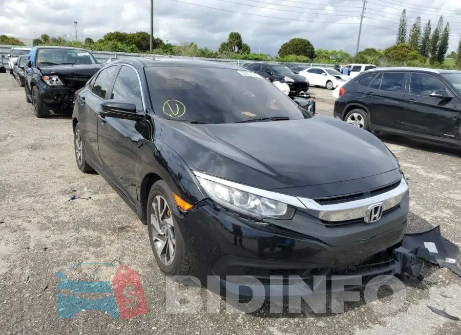 19XFC2F70GE073419 Photo# 4