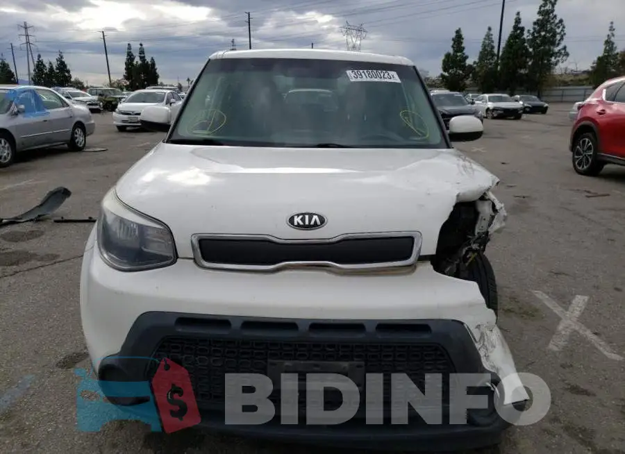 KNDJN2A21G7846897 Photo# 5