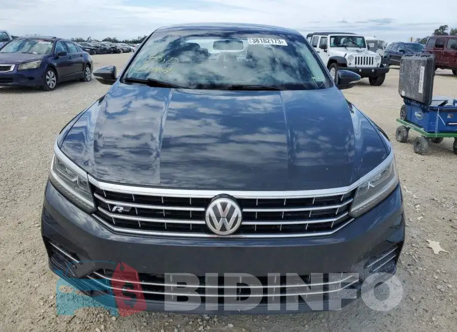 1VWDT7A32HC045989 Photo# 5
