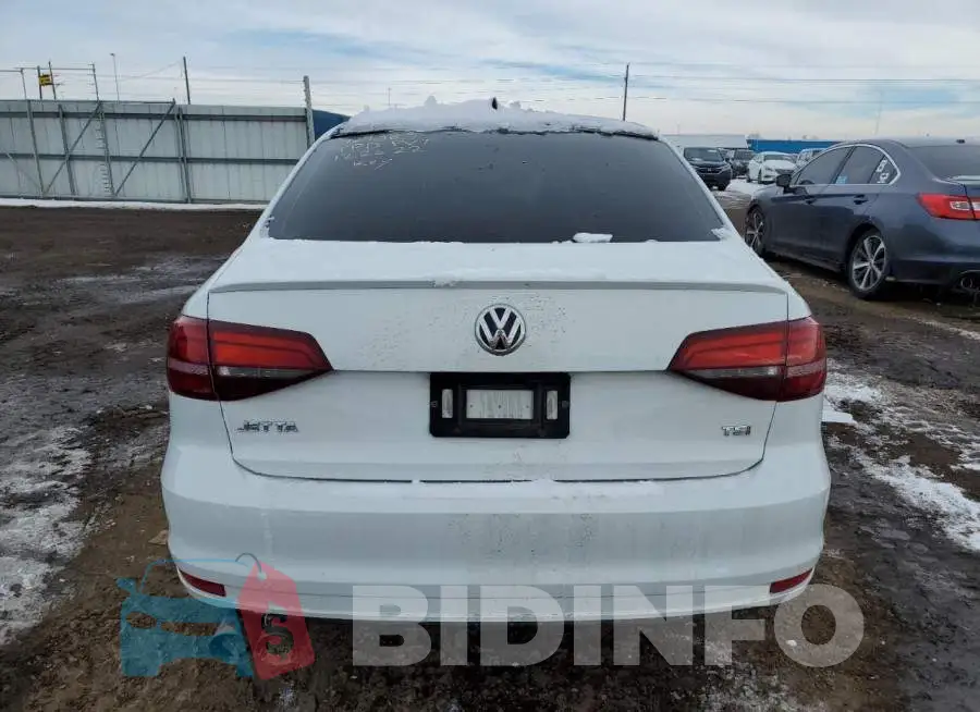 3VWD17AJ2GM355576 Photo# 6