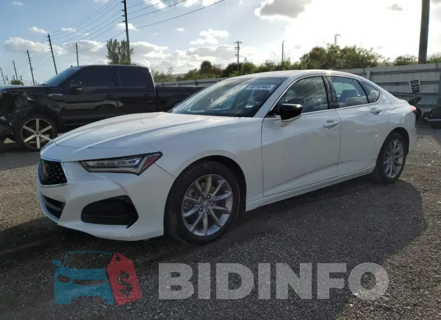 19UUB5F35MA003052 Photo# 1