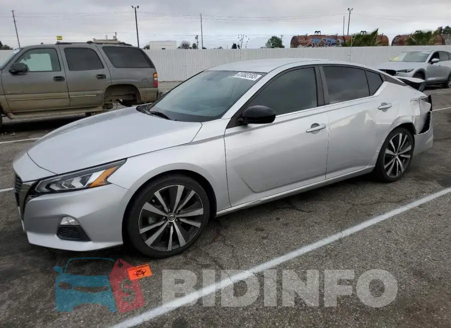1N4BL4CV5KC114727 Photo# 1