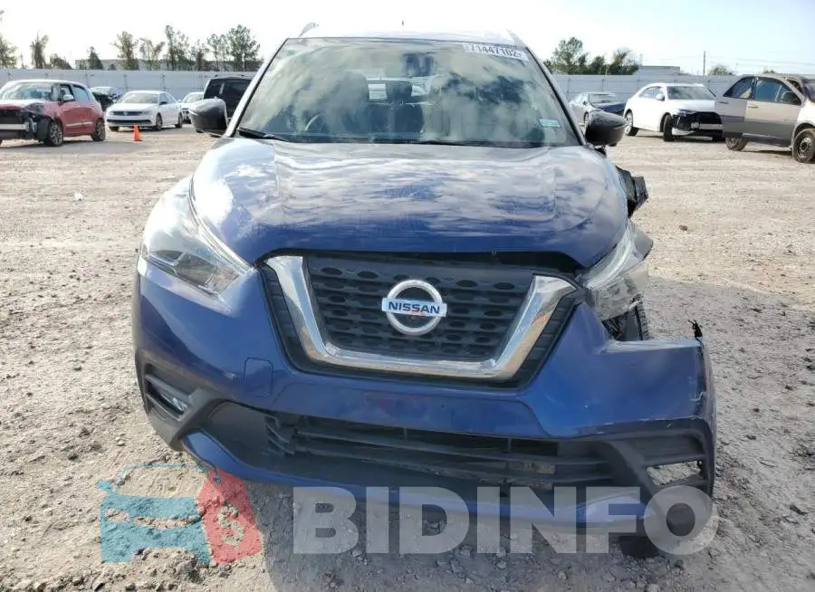 3N1CP5CU2JL505873 Photo# 5