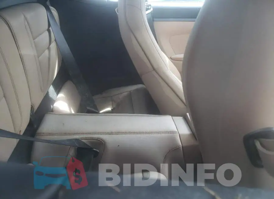 WP0CB2A90LS264313 Photo# 6