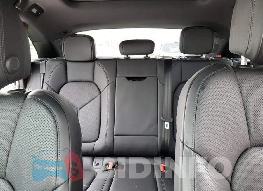 WP1AA2A51MLB16401 Photo# 10