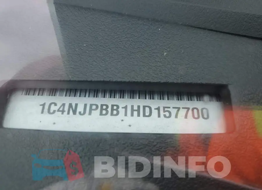 1C4NJPBB1HD157700 Photo# 14