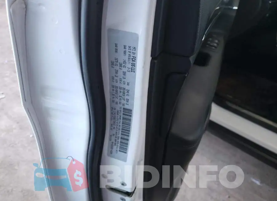1C4RJFBG8KC730516 Photo# 13