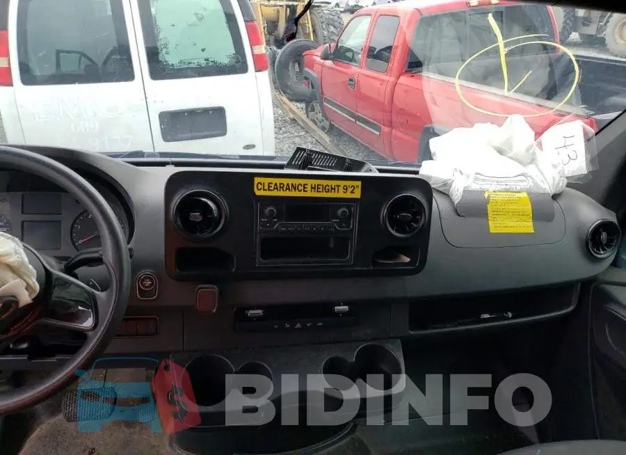 WD4PF1CD1KP142780 Photo# 8