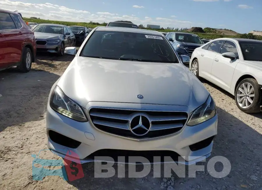 WDDHF5KB9EA963533 Photo# 5