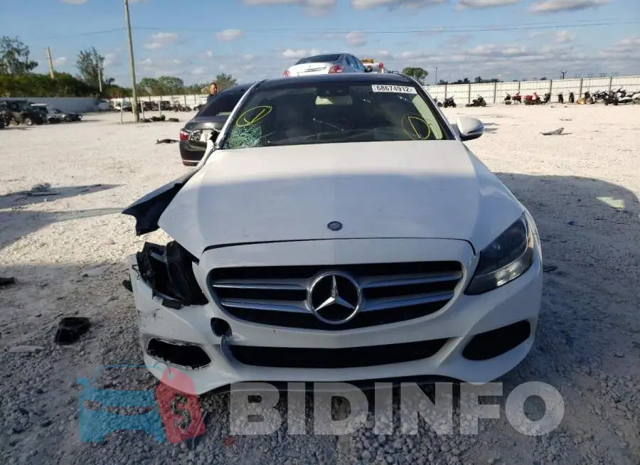 WDDWF4JB7GR179049 Photo# 5