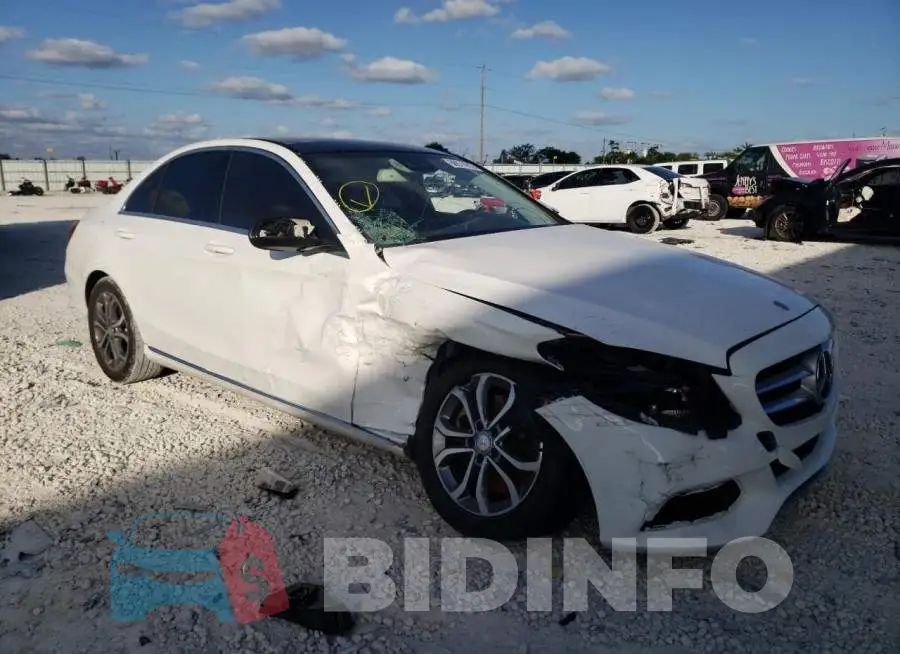 WDDWF4JB7GR179049 Photo# 4