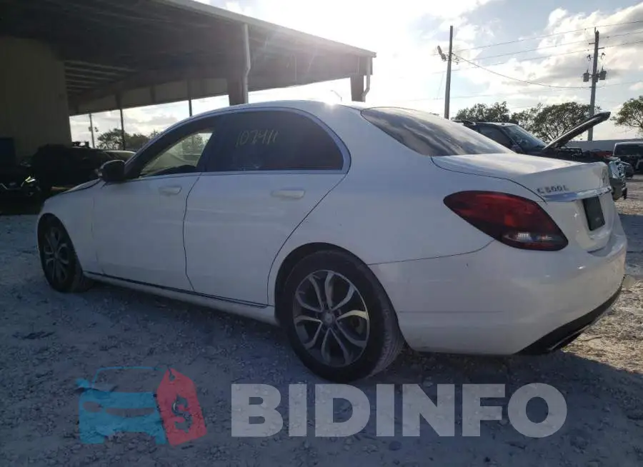 WDDWF4JB7GR179049 Photo# 2