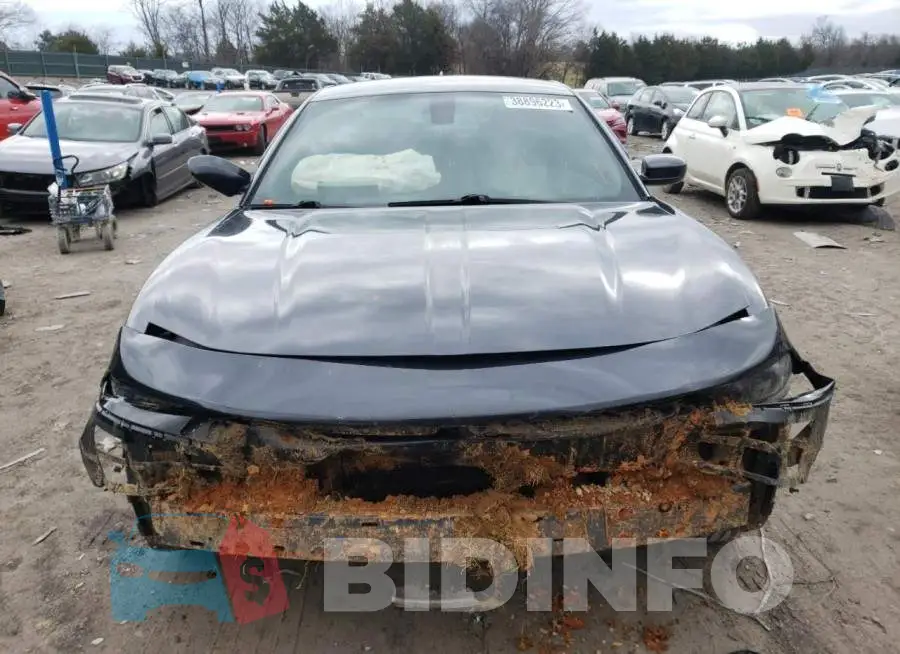 2C3CDXHG8GH352166 Photo# 5