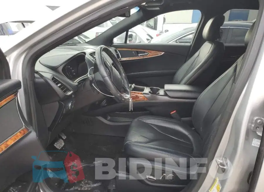 2LMPJ6LP2JBL23263 Photo# 7
