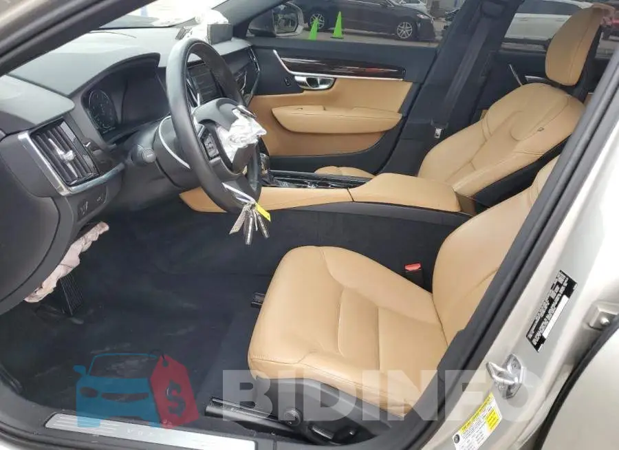 LVY992MK4JP006387 Photo# 7