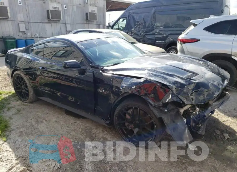1FA6P8CF8J5172565 Photo# 4