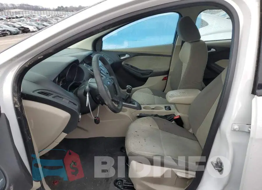1FADP3F21EL450274 Photo# 7