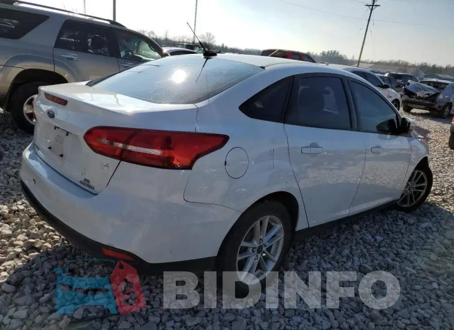 1FADP3F27GL229426 Photo# 3