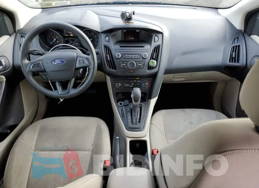 1FADP3F2XHL322152 Photo# 8