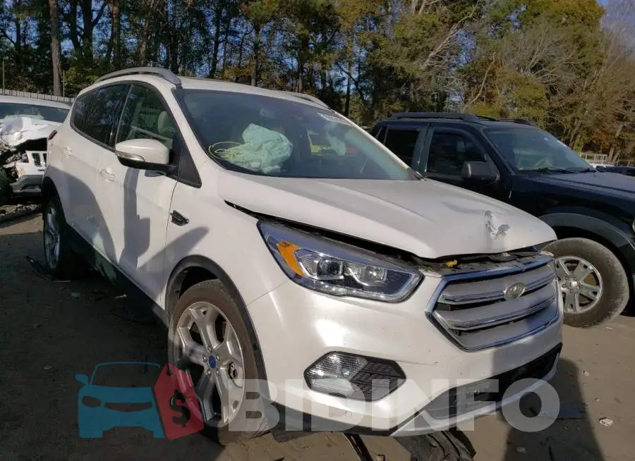 1FMCU0J90KUC19238 Photo# 1