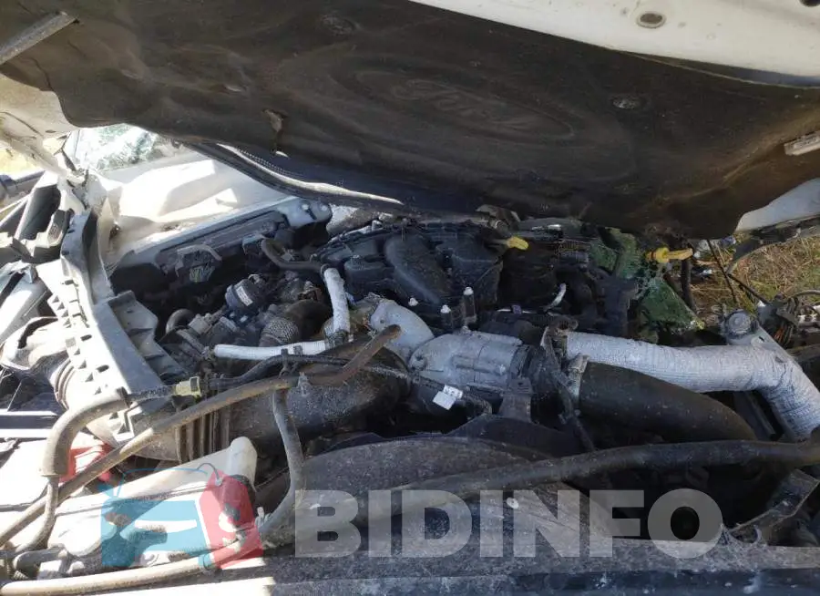 1FT8W3BT3JEB68892 Photo# 7