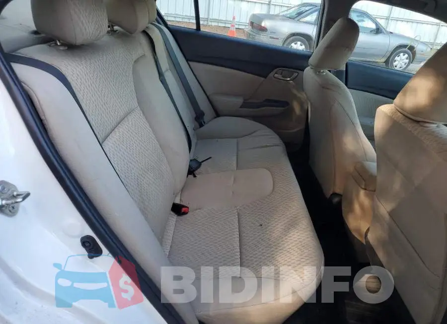 19XFB2F77FE054917 Photo# 6